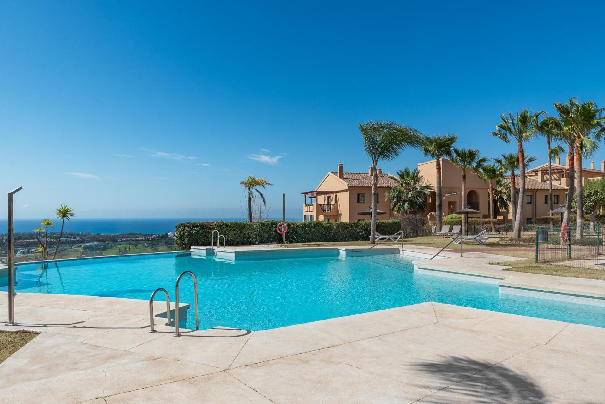 Apartment Sea Views And Garden In Hacienda Cifuentes
